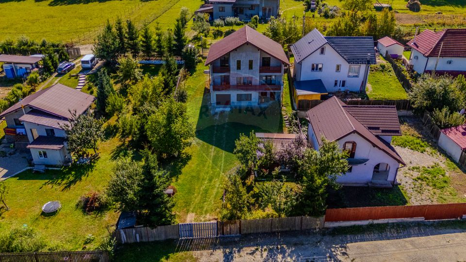 VILĂ DE POVESTE | 300mp utili | în inima naturii | OPORTUNITATE