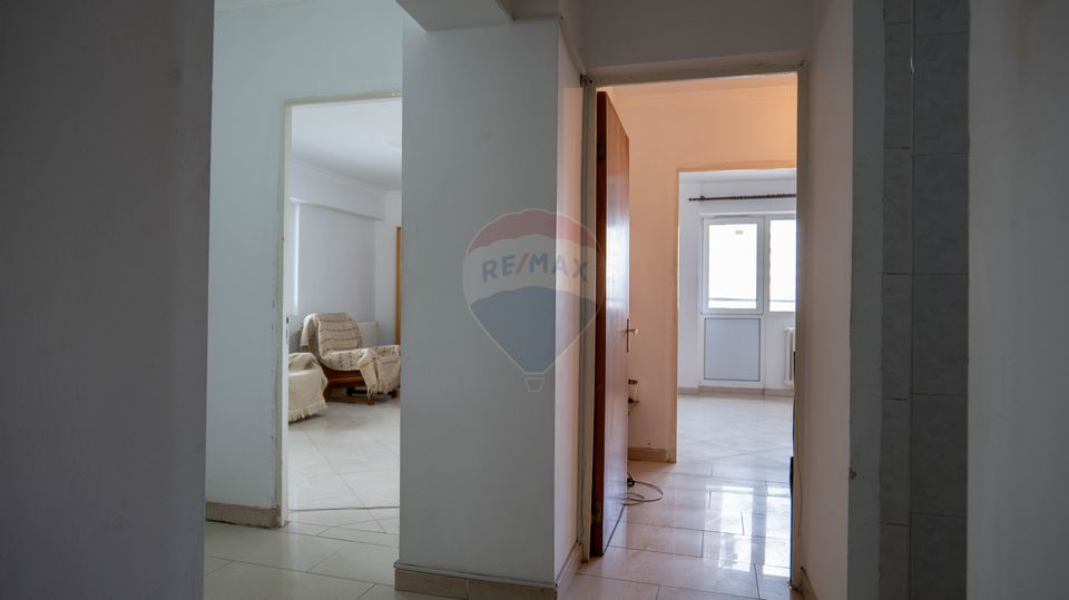 Oferta - vanzare apartament 4 camere decomandat, metrou Obor