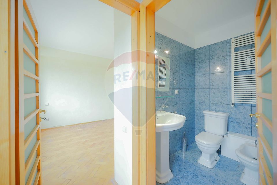 3 room Apartment for sale, Cantemir area