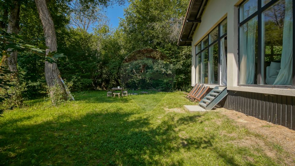 Casă de vacanță superbă -Cheile Râșnoavei- liniște, natură și confort!