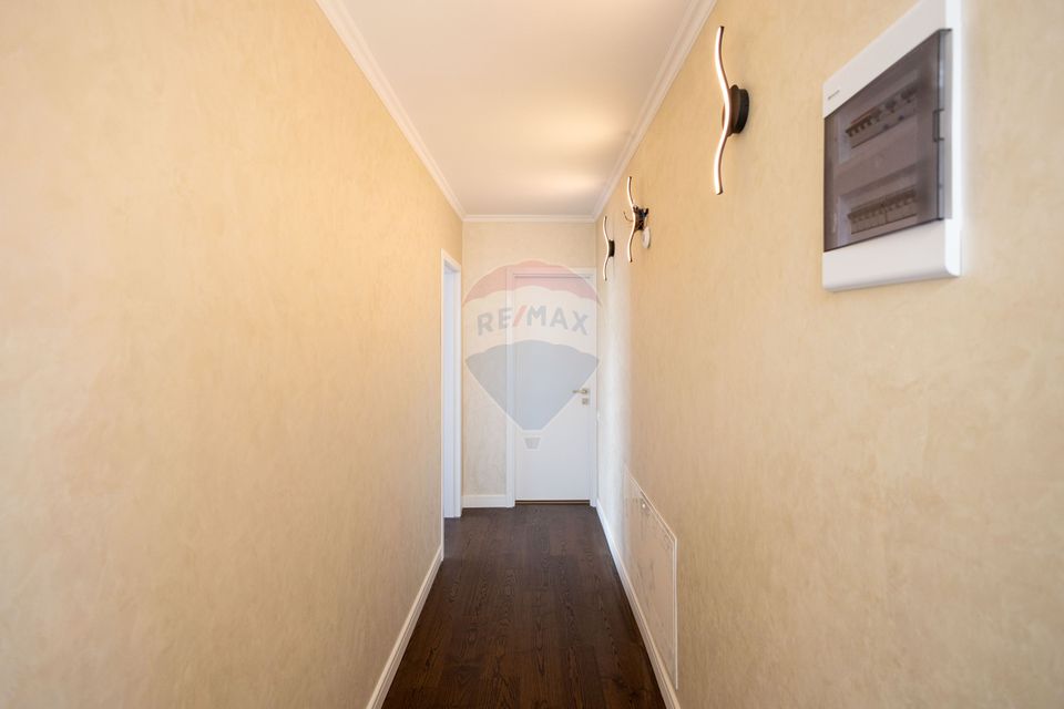 5 room House / Villa for sale