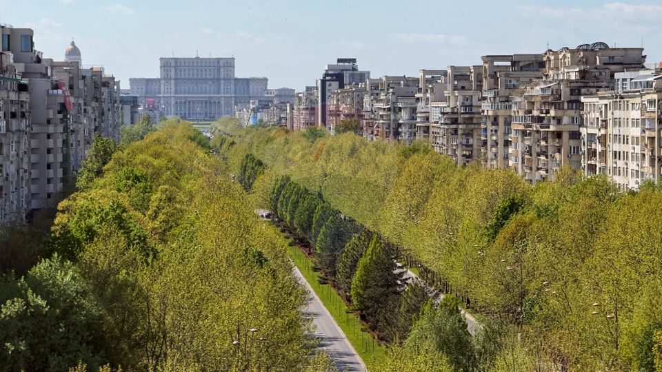 4 Camere Piata Alba Iulia 102 mp vedere Bd. Unirii si Casa Poporului