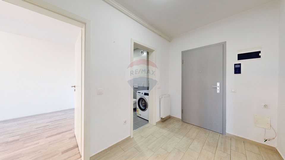 2 room Apartment for rent, Tractorul area