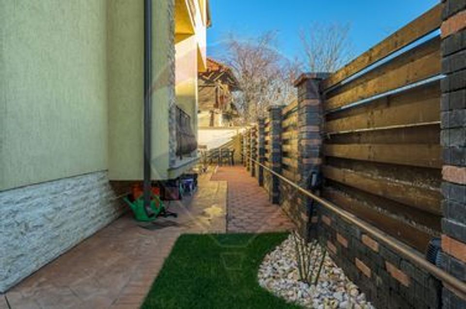 VANZARE Vila Duplex cu 4 camere Voluntari