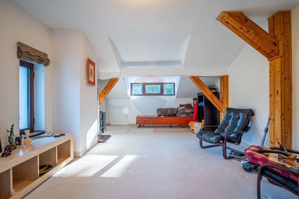 5 room House / Villa for sale, Central area