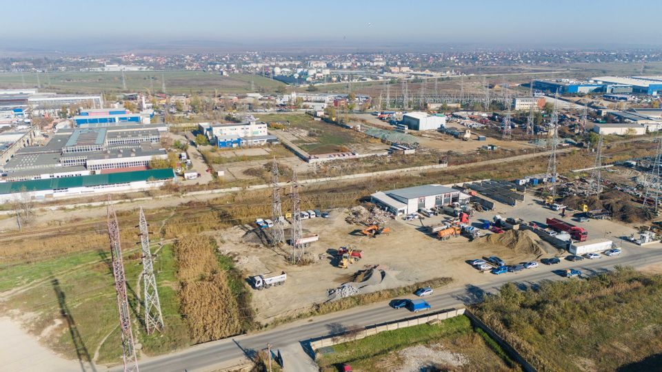 Teren Industrial de Închiriat 2600mp - Iași Strada Trei Fantani