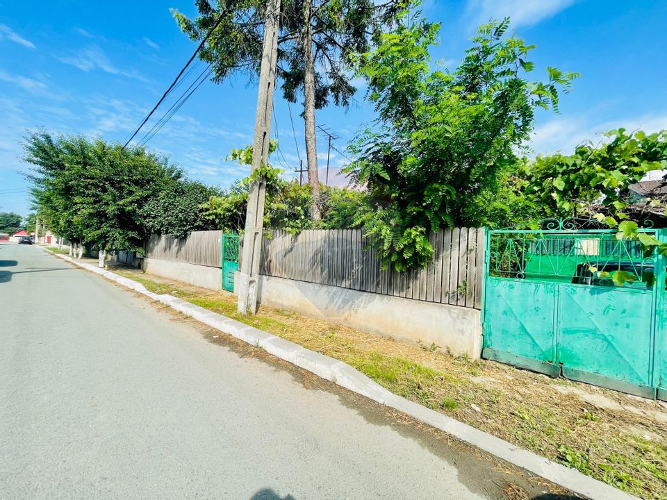 House/Villa 4 rooms for sale Constanta, Cumpana RMX91560 RE/MAX Romania