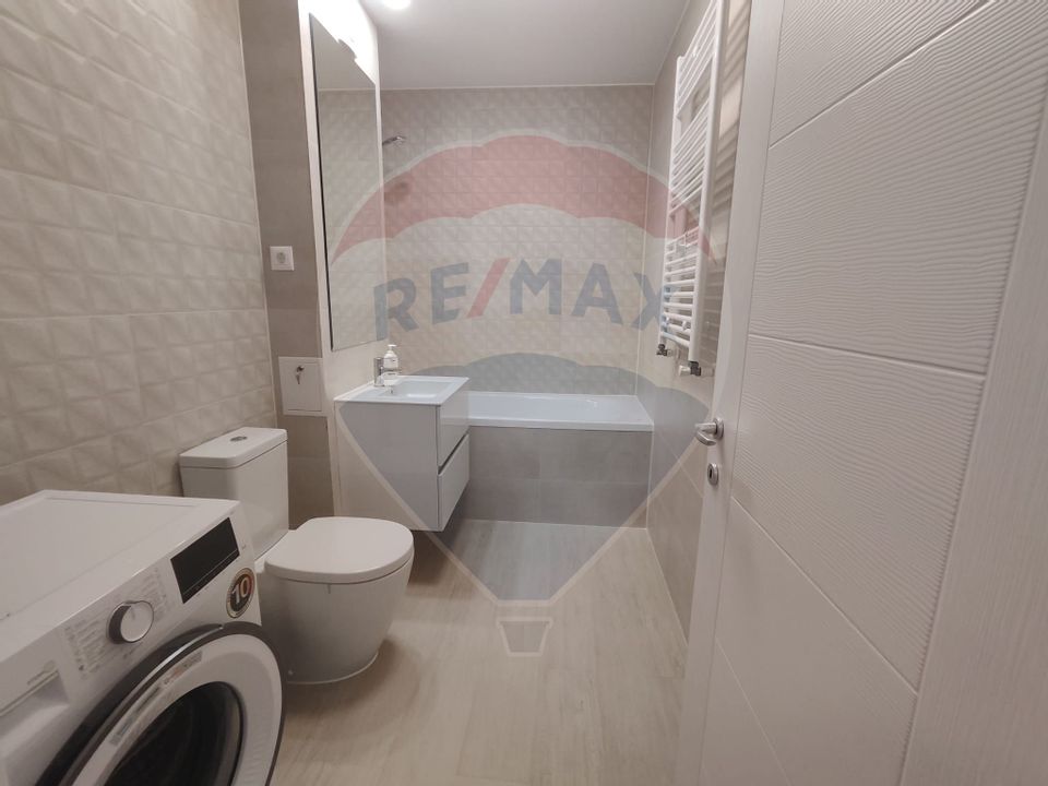 Apartament cu 2 camere de închiriat în zona Republica