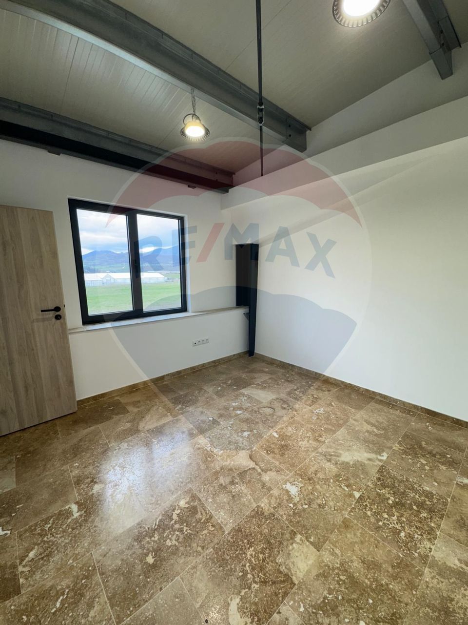 1,005sq.m Industrial Space for rent, Exterior Nord area