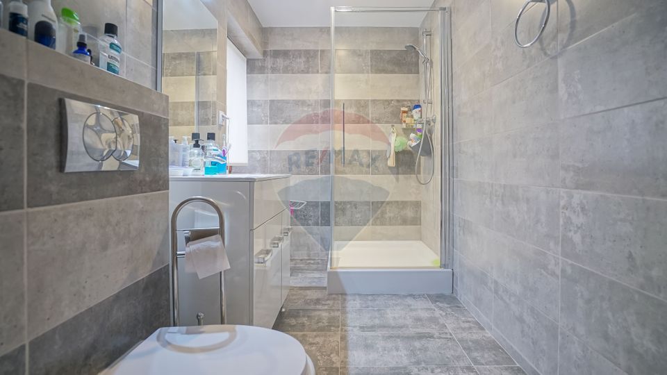 Casa multifunctionala, locuinta si destinatie comerciala Scriitorilor