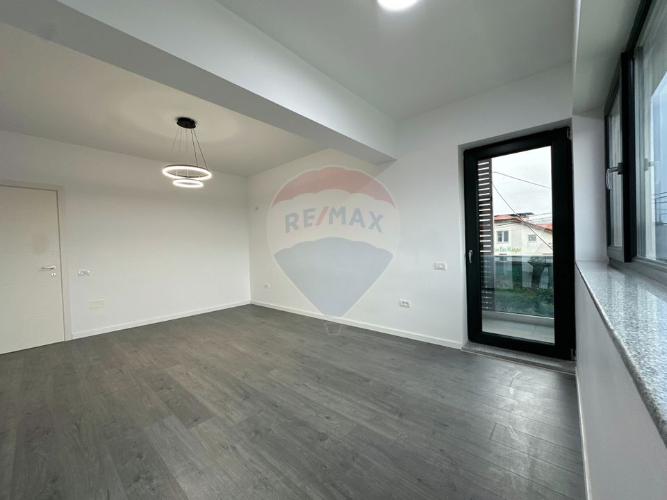 3 room Apartment for rent, Pipera area