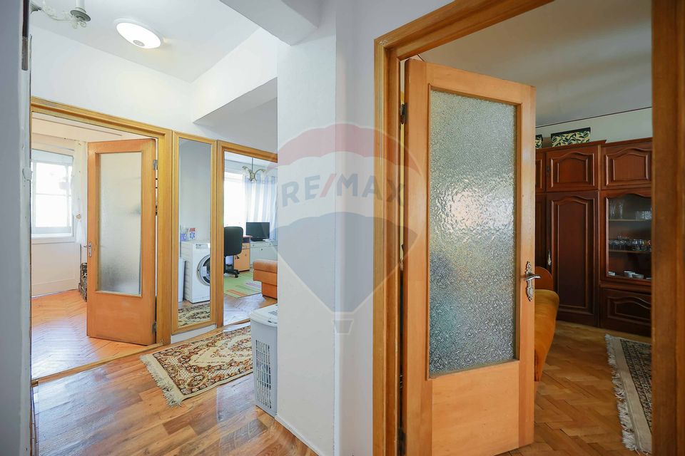 4 room Apartment for sale, Dacia area