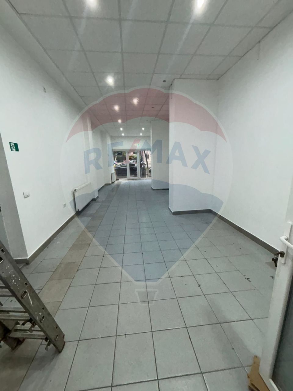 De inchiriat Spațiu comercial stradal zona Universitatii