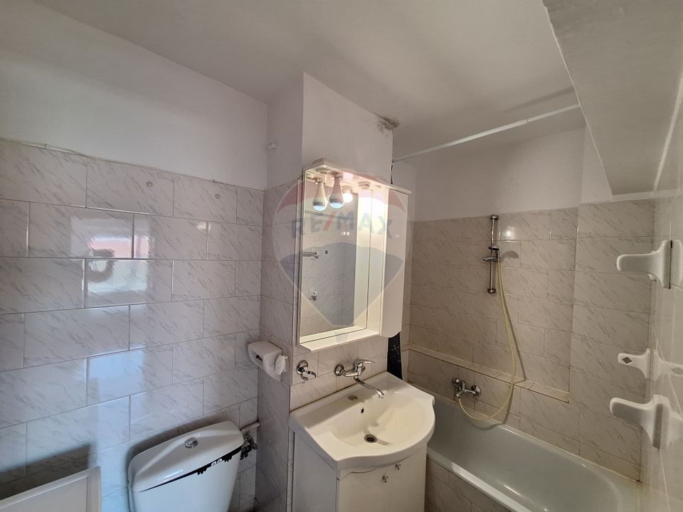 Apartament cu 2 camere de închiriat pe Bdul Mihai Viteazu