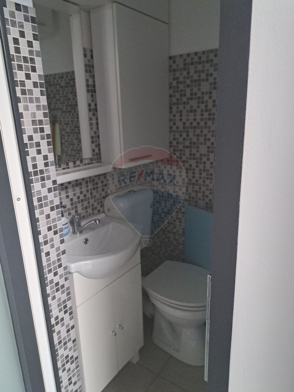 45sq.m Commercial Space, Central area