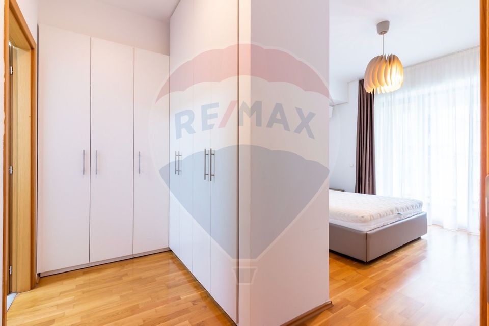 Apartament 3 camere de închiriat în Pipera, loc parcare, terasa 95mp