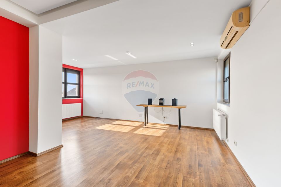 CASĂ / VILĂ PREMIUM DE VÂNZARE ÎN OTOPENI