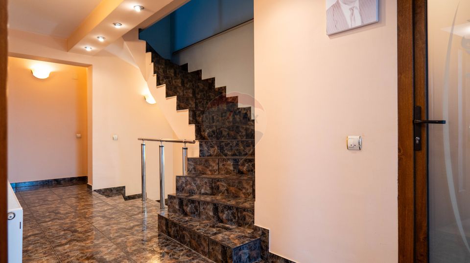 Vanzare vila cu 5 camere, complet mobilata si utilata in Dobroesti