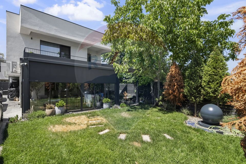 Villa 4 rooms, 202 sqm usable, Corbeanca, complex with swimming pool