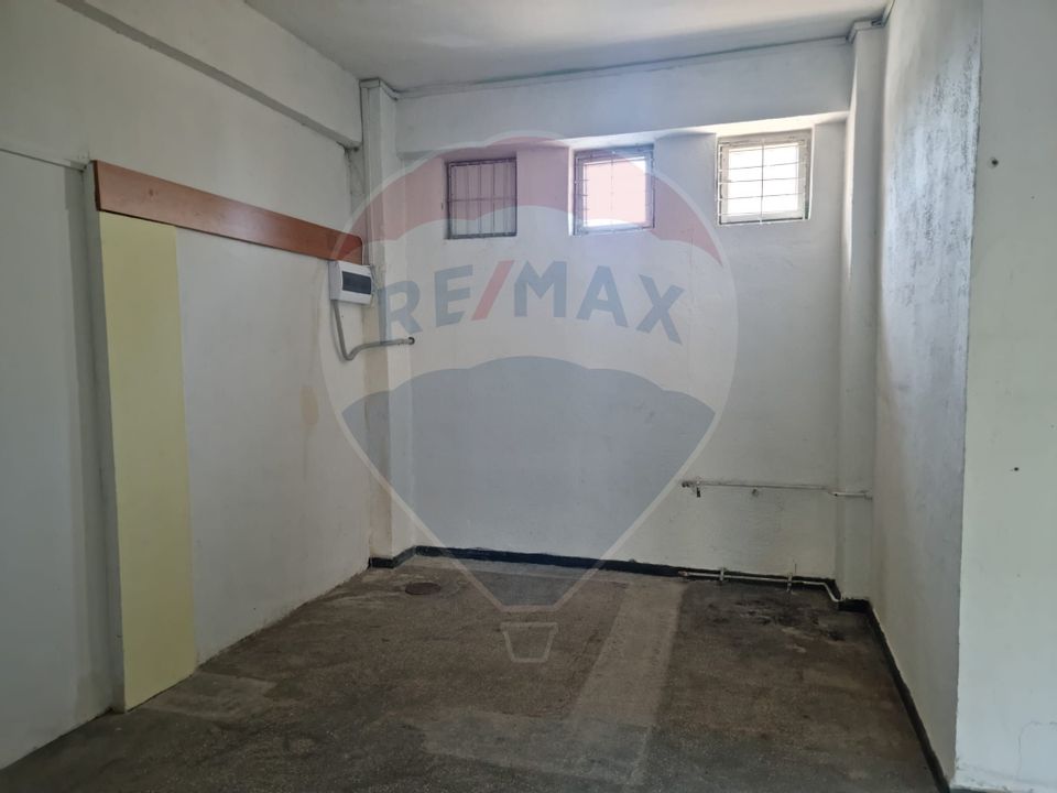 100sq.m Commercial Space for rent, Lapus Arges area