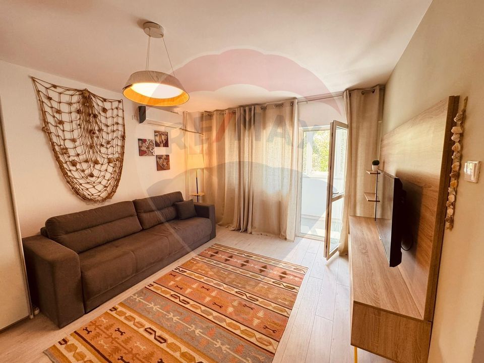 Garsoniera de inchiriat, Stefan cel Mare