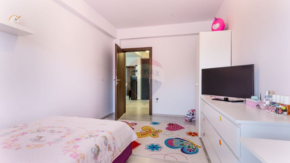 4 room Apartment for sale