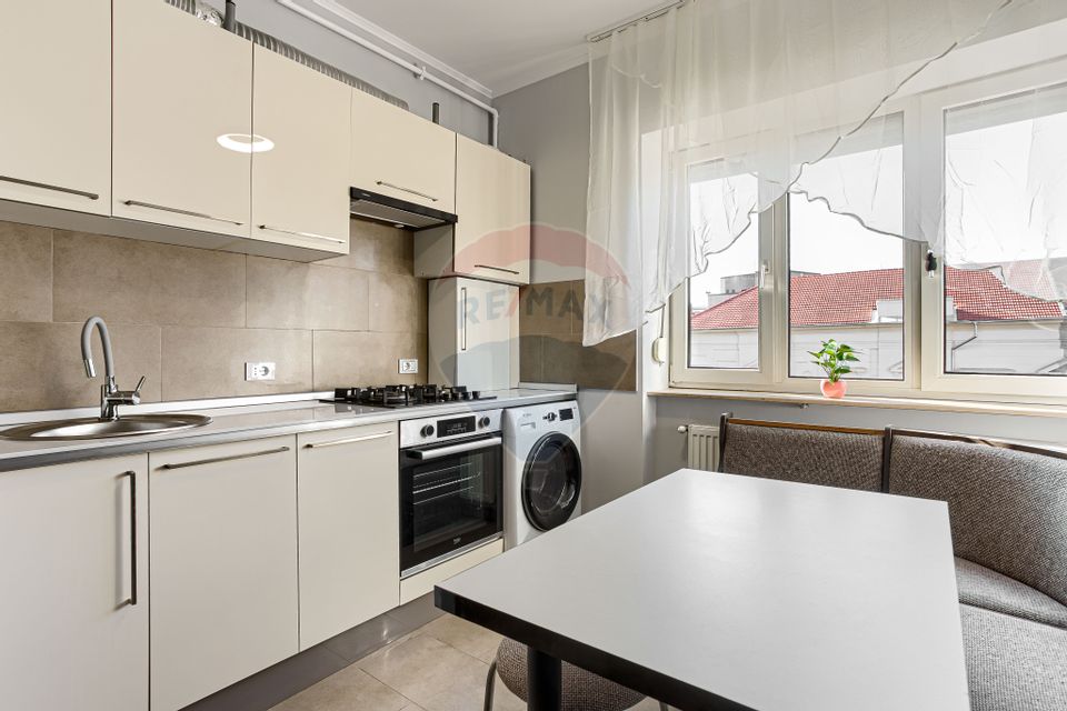 2 room Apartment for rent, Ultracentral area