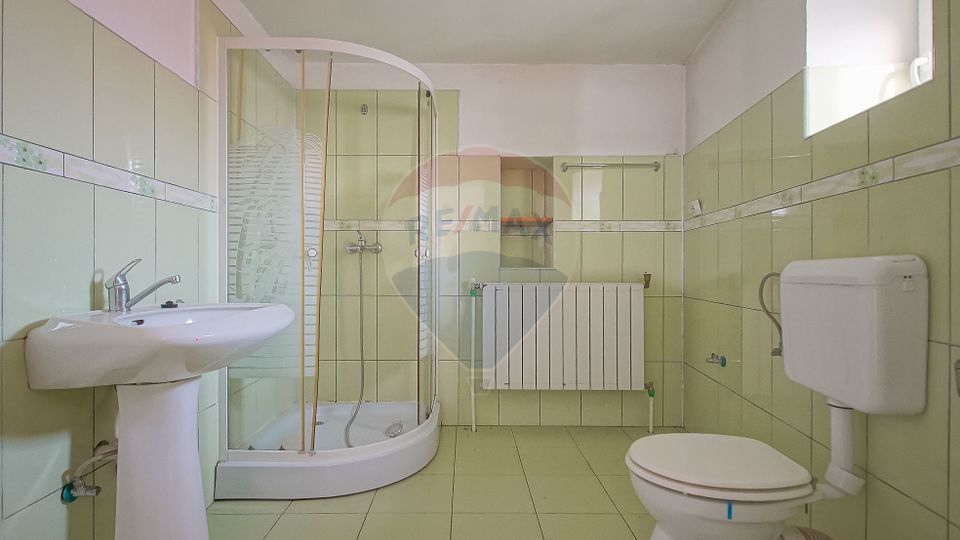 6 room House / Villa for sale