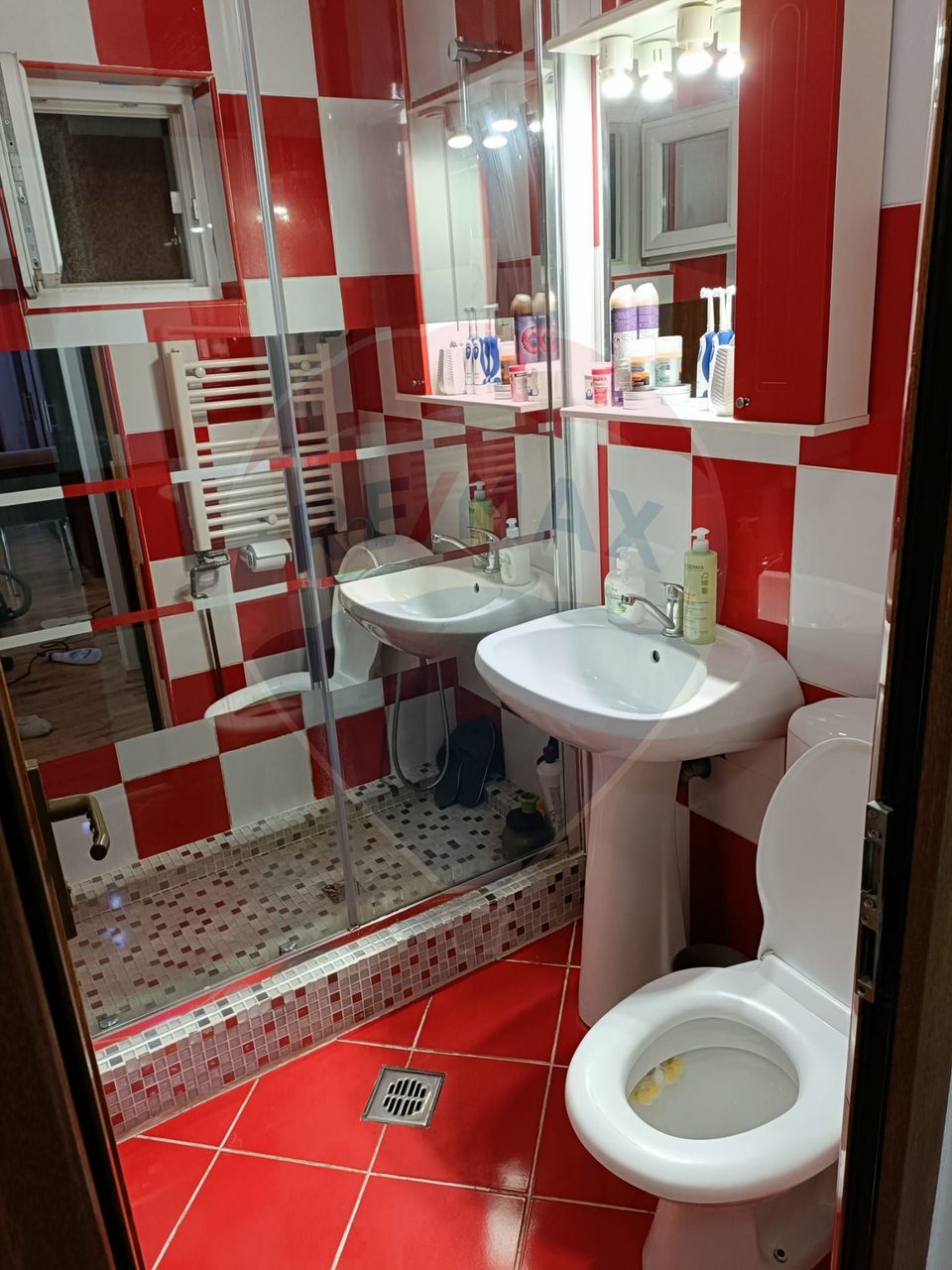 Apartament cu 2 camere de vânzare în zona George Enescu