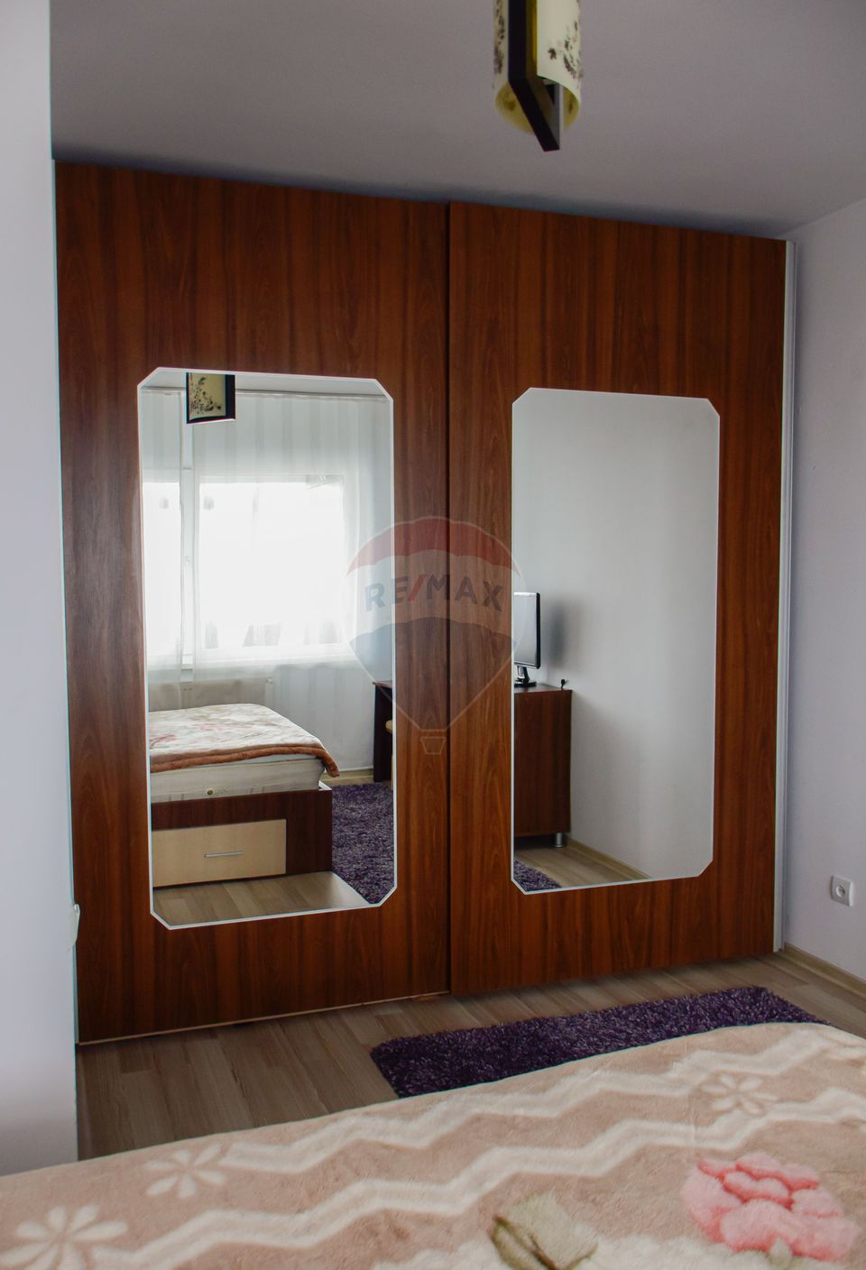 2 room Apartment for rent, Obcini area