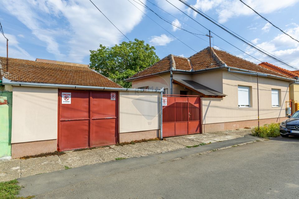3 room House / Villa for sale, UTA area