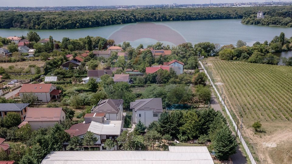 Vilă superba Cernica | vedere la padure si lac | finijaje moderne