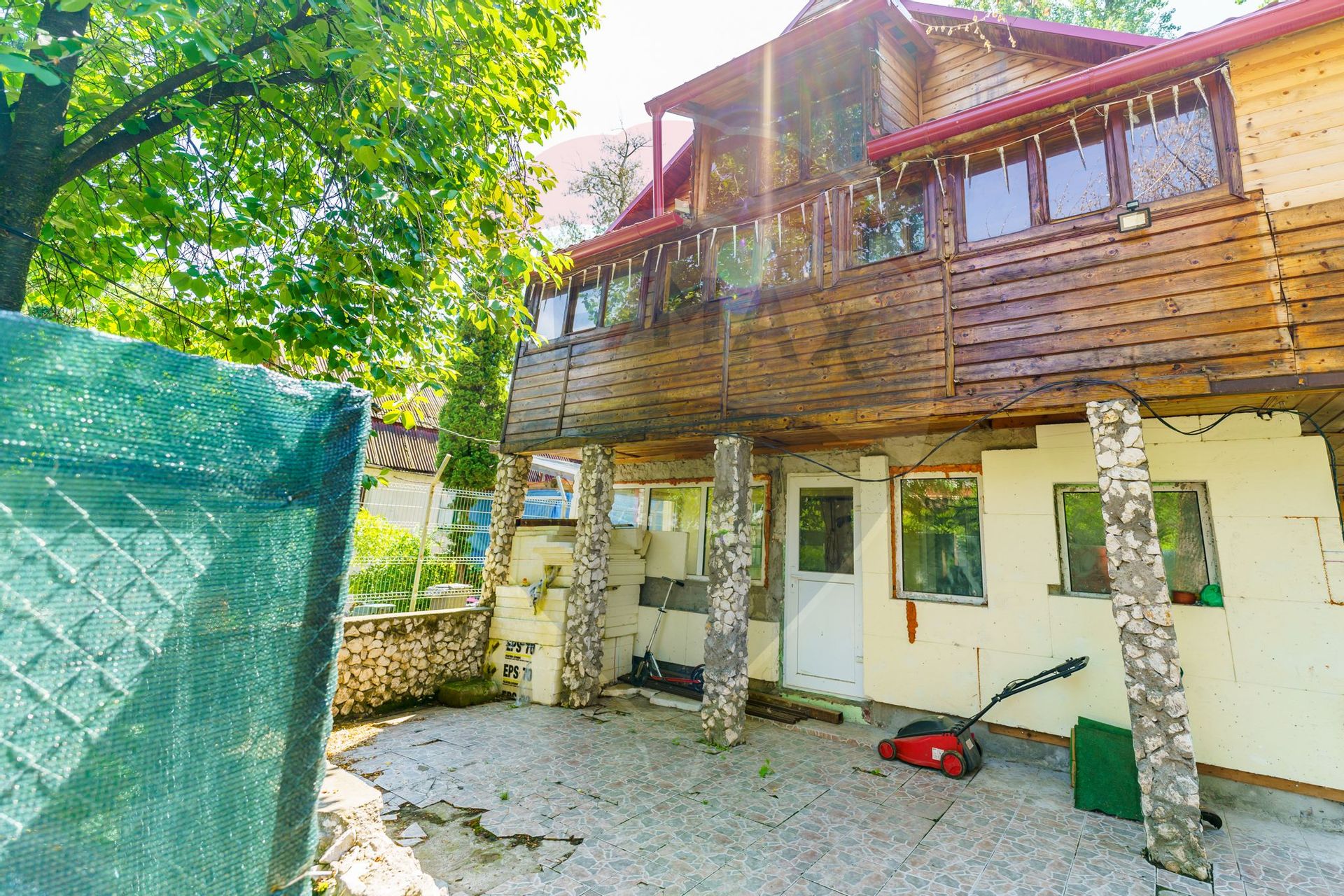 House/Villa 6 rooms for sale Arad, 3 Insule RMX92748 RE/MAX Romania