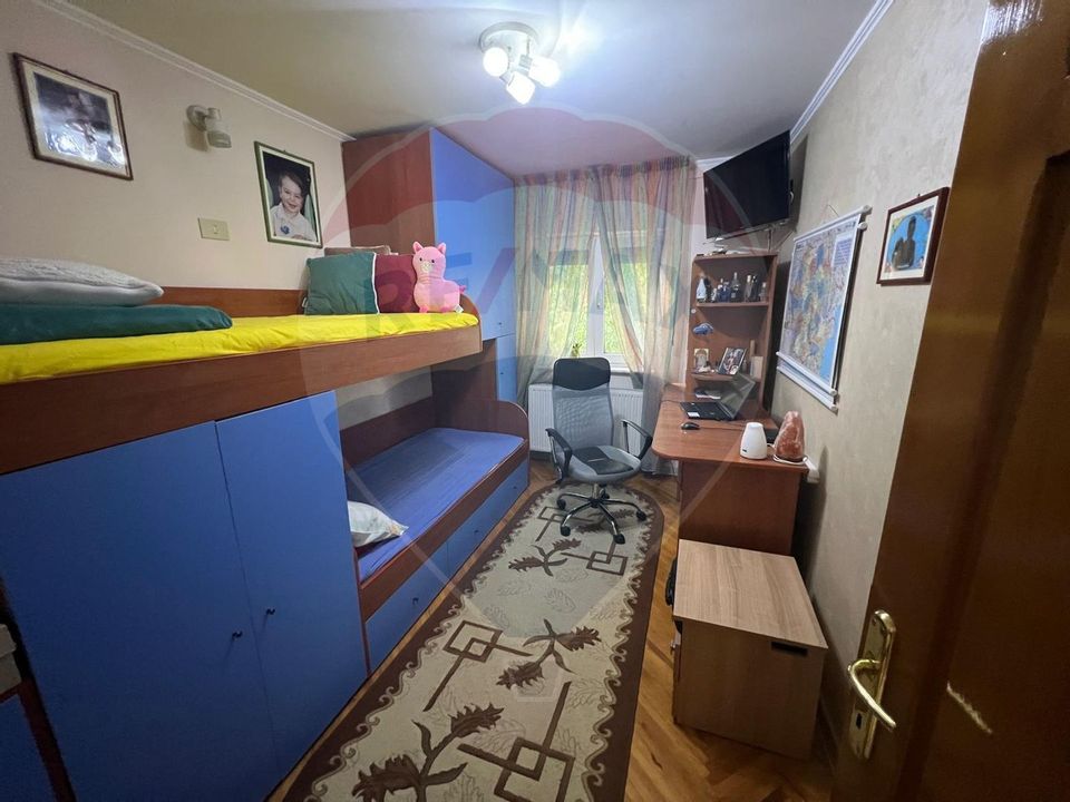 Apartament 3 camere zona Doi Stejari