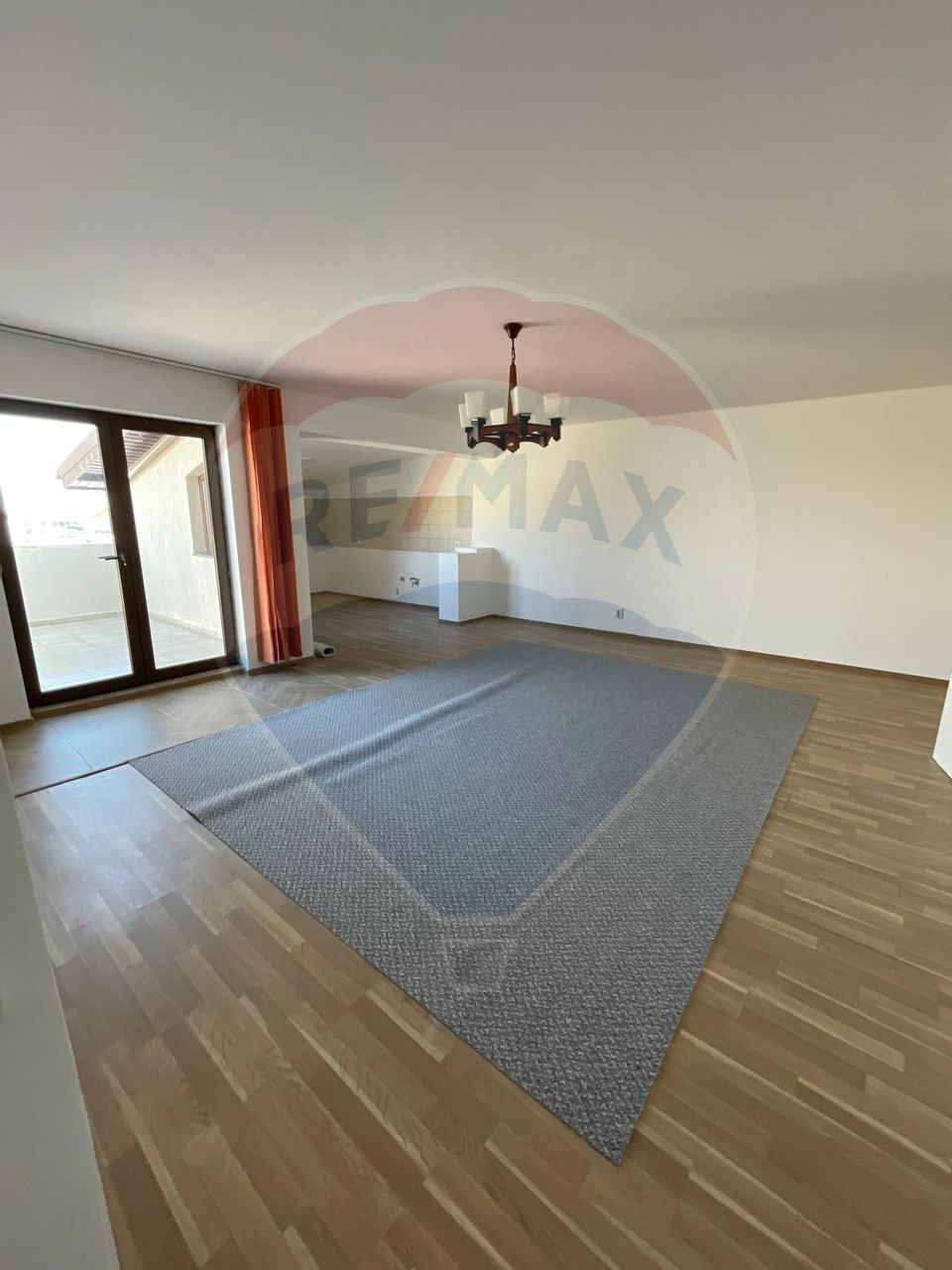 600sq.m Industrial Space for sale