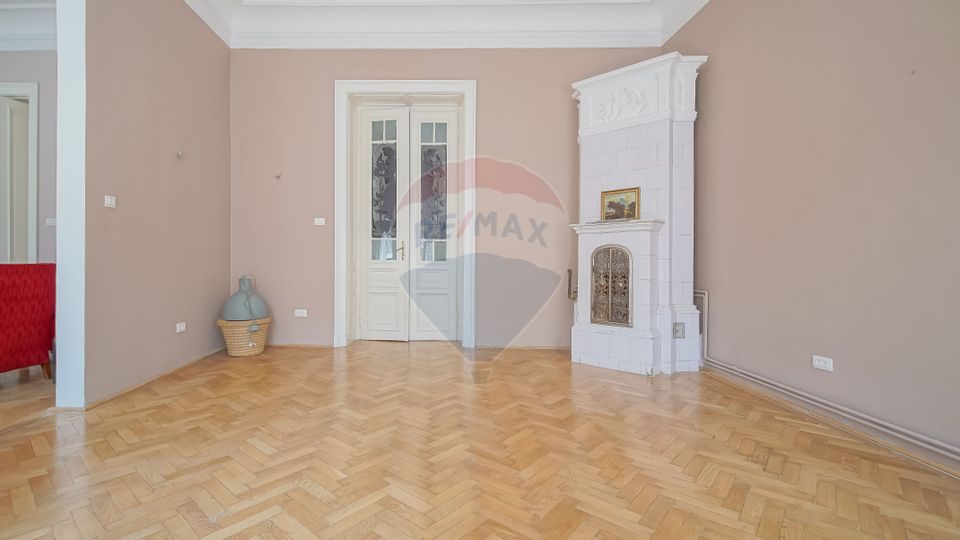 Apartament de închiriat in Centrul Istoric, pretabil regim hotelier