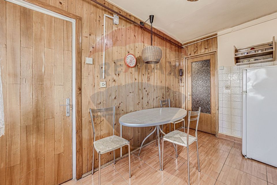 Apartament cu 2 camere de închiriat în zona Polivalenta