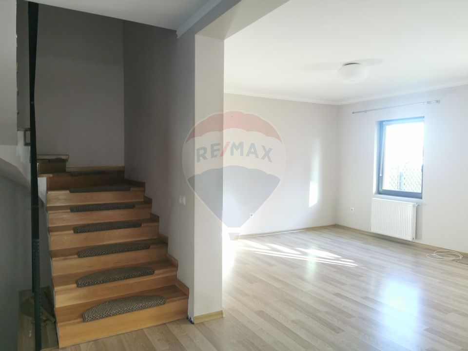 5 room House / Villa for rent, Europa area