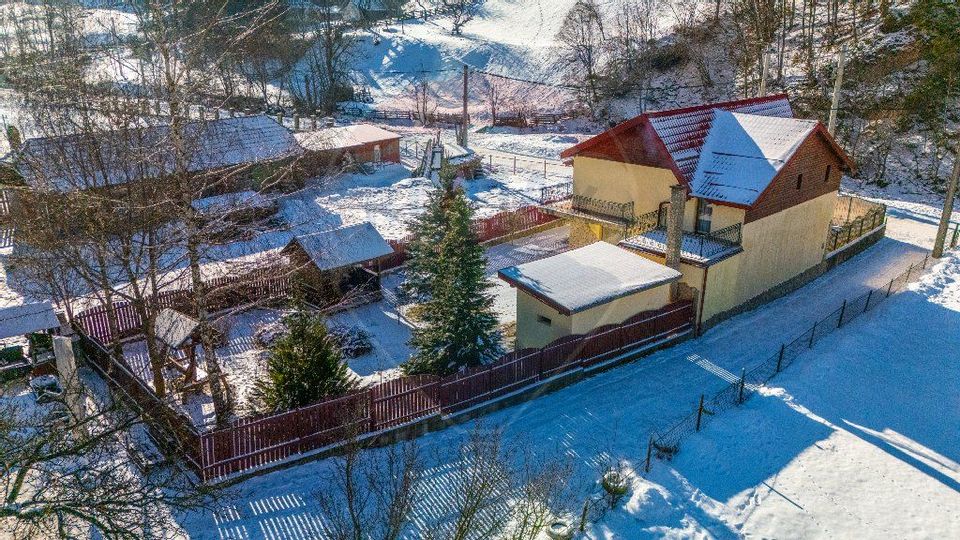 5 room House / Villa for sale