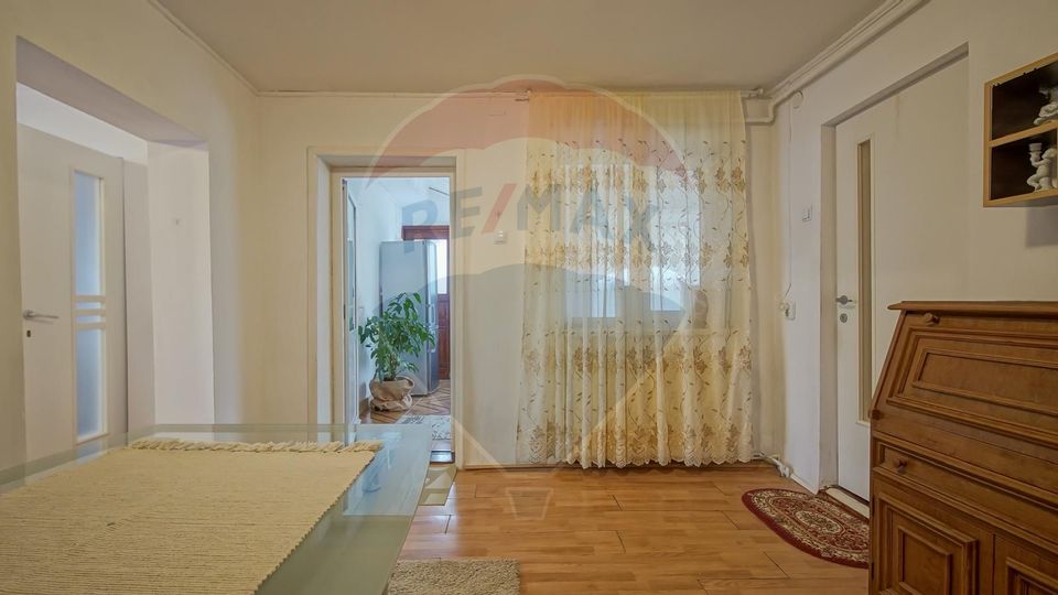 7 room House / Villa for sale