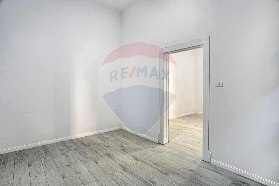 80sq.m Office Space for rent, Ultracentral area