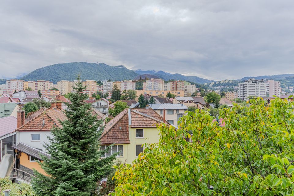 Cladire de 902 mp utili de vânzare, zona Grivitei - DN 13, COMISION 0