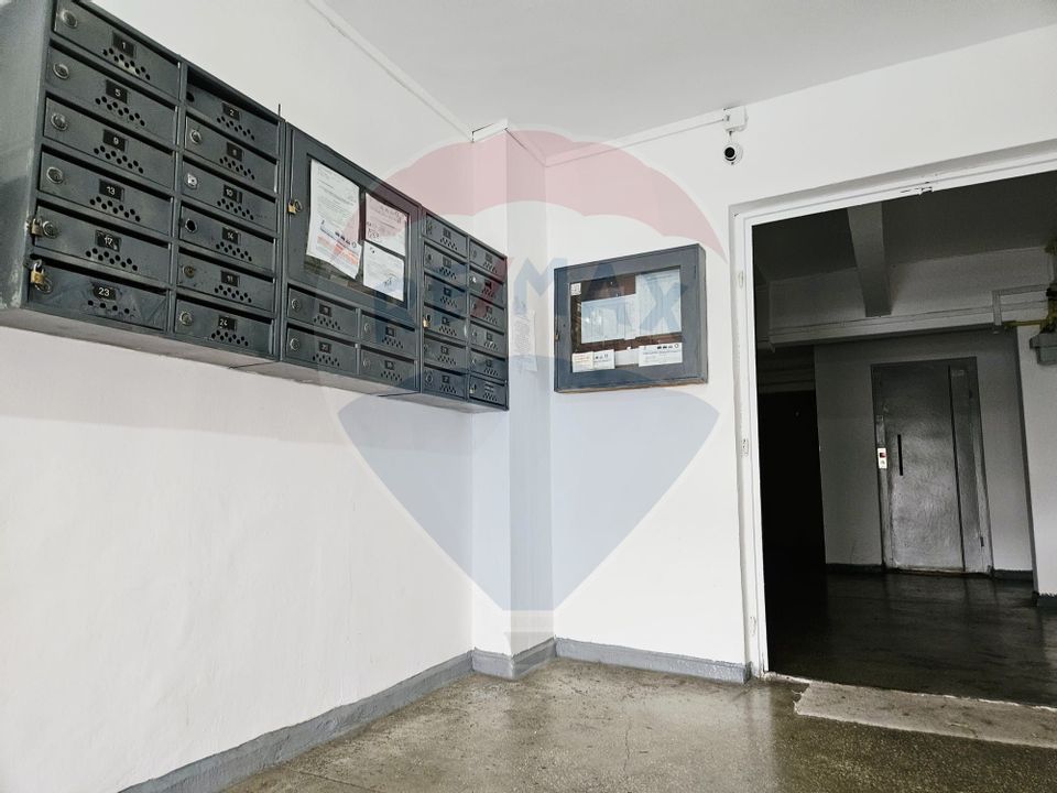 4 CAMERE de INCHIRIAT - clasic- Zizinului 30, bloc 33-5din 8!