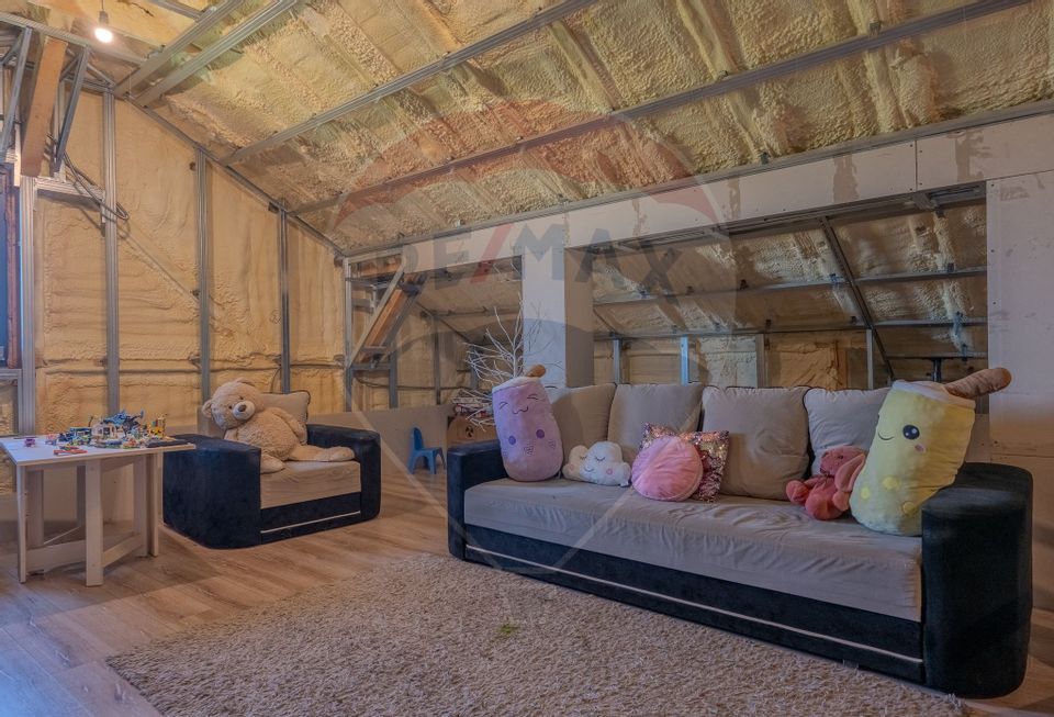 Casă individuală P+1+M mobilată, utilată - Dragomirești Deal