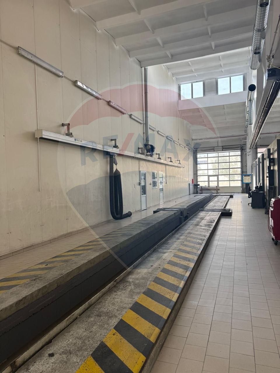 200sq.m Commercial Space for rent, Orasul de Jos area