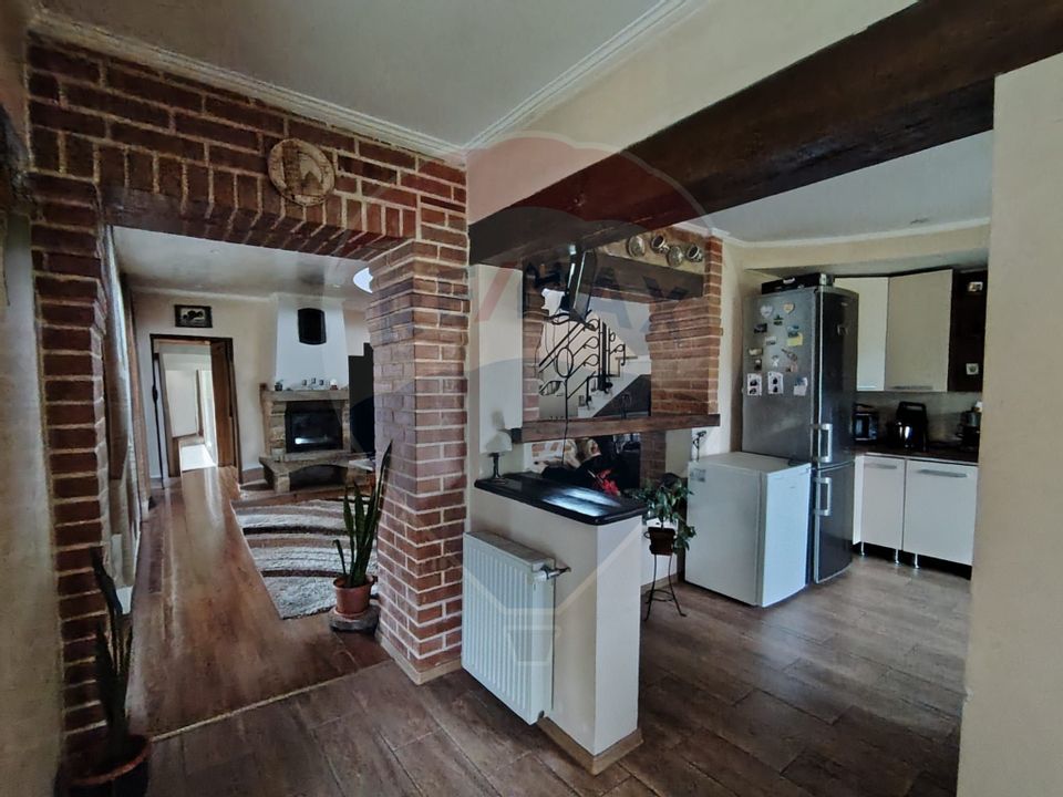 COMISION ZERO - Casa de locuit+spatiu comercial cu multiple functiuni