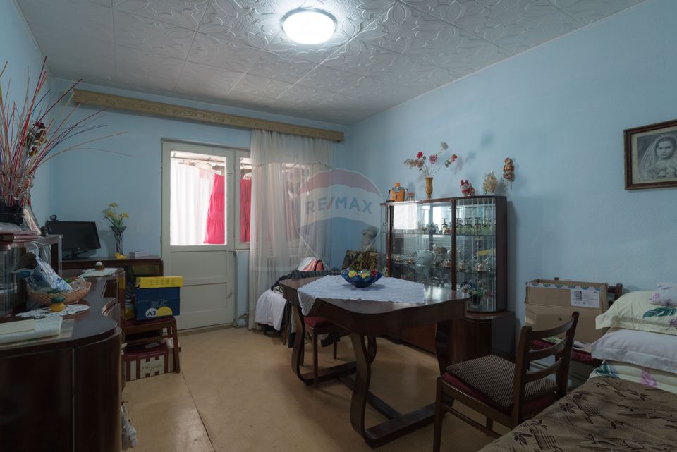 Apartament cu 2 camere  Central in Campina în zona Milcov