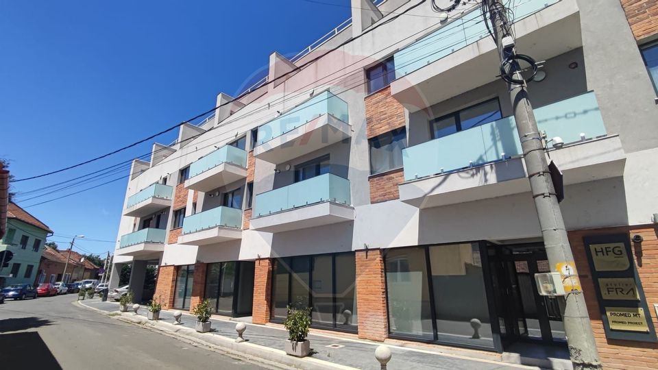 Spațiu comercial ori birouri de închiriat, zona ultracentrală, Oradea