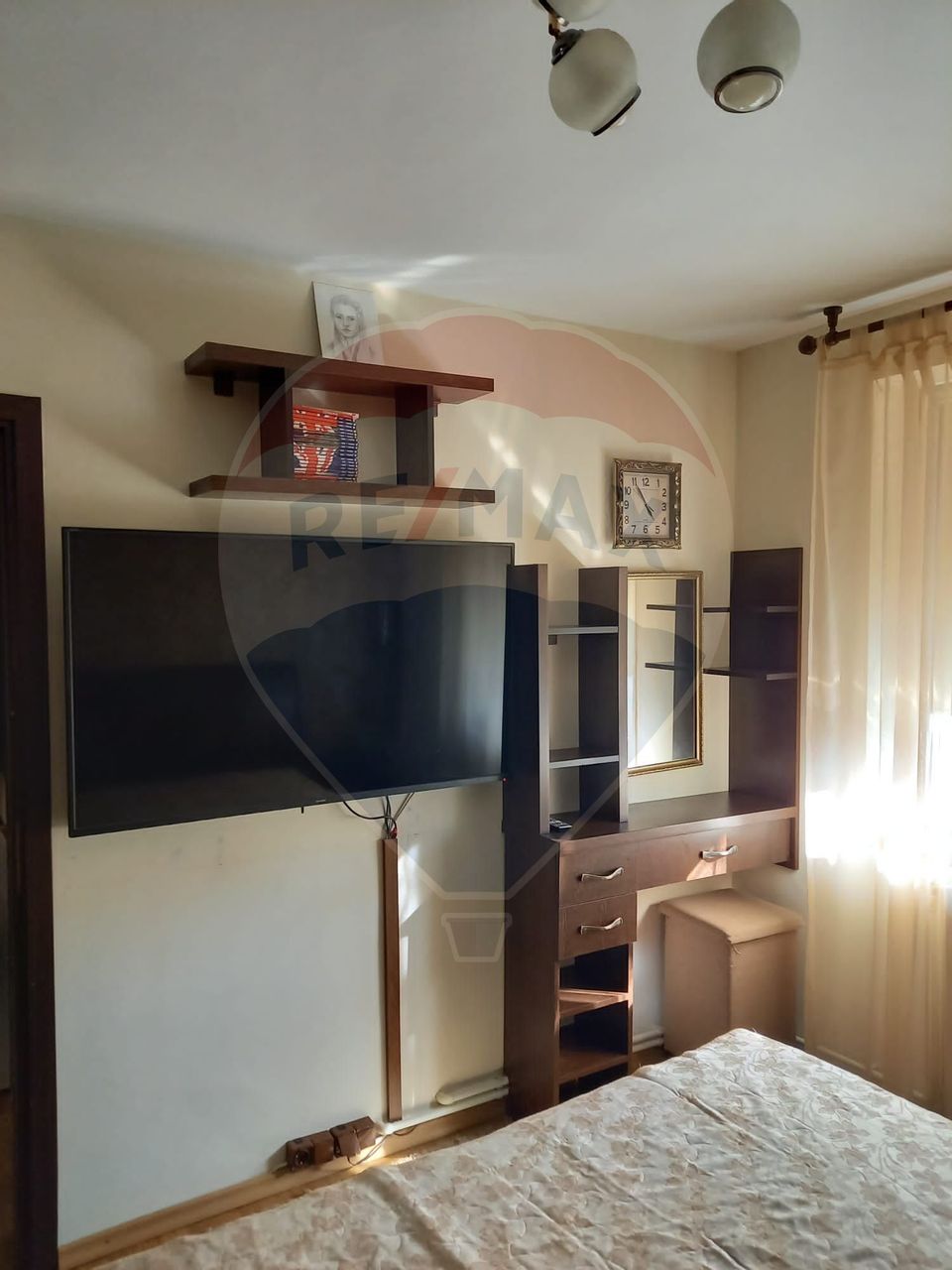 Apartament cu 3 camere de vânzare în zona Ultracentral