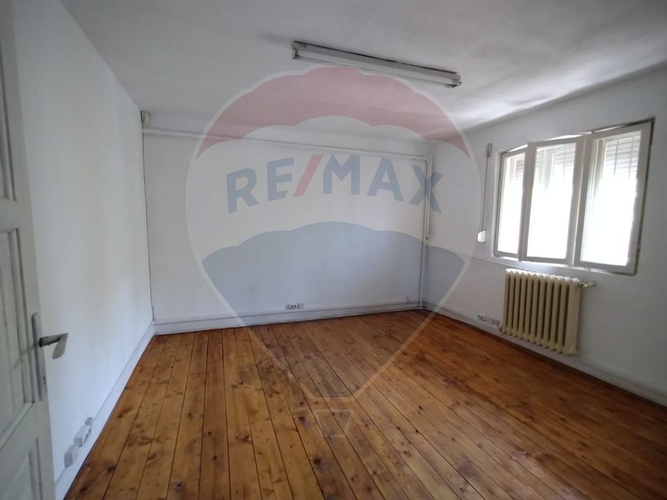 128sq.m Commercial Space for rent, 1 Mai area